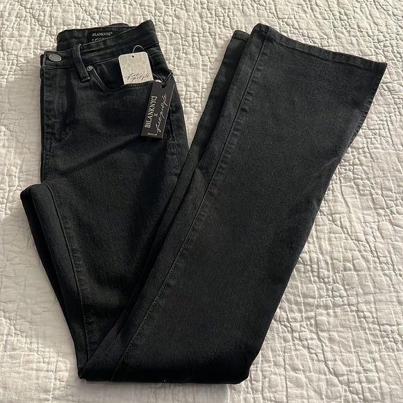NWT Blanc NYC for Free People Follow Your Arrow Jeans in Black - Picture 4 of 8